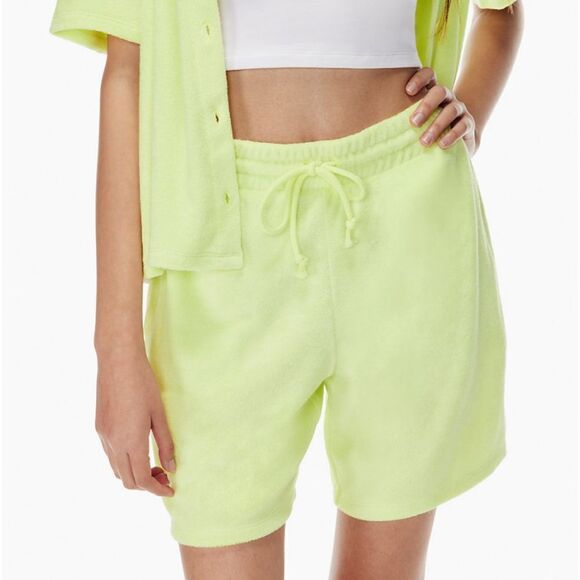 Aritzia Pants - Wilfred‎ Free Popsicle 7“ Short Sz XL in Chamomile Yellow French Terry Cloth